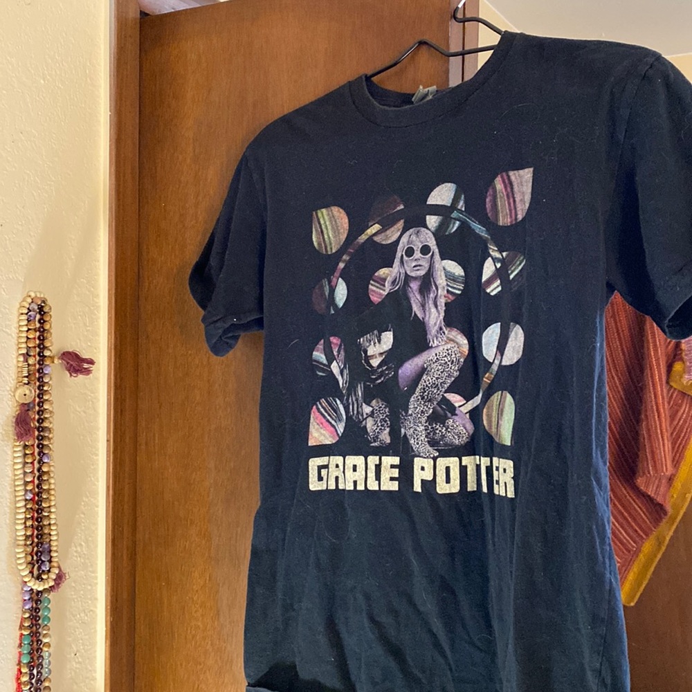 Grace potter concert tee.
